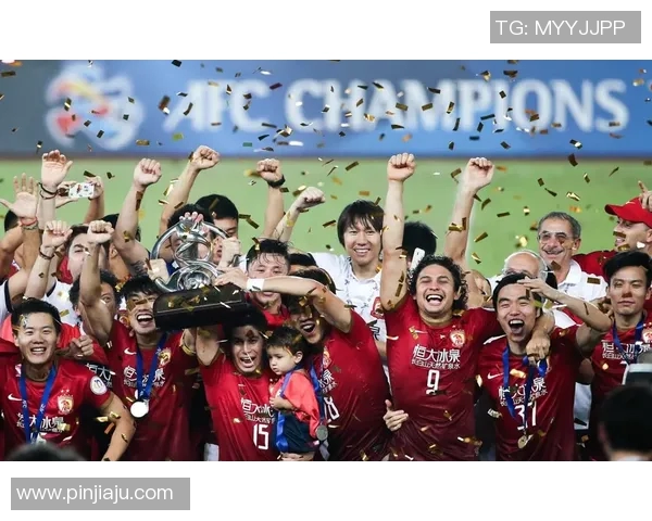 武汉足球队的奋斗与荣耀：一段不平凡的突破历程纪实