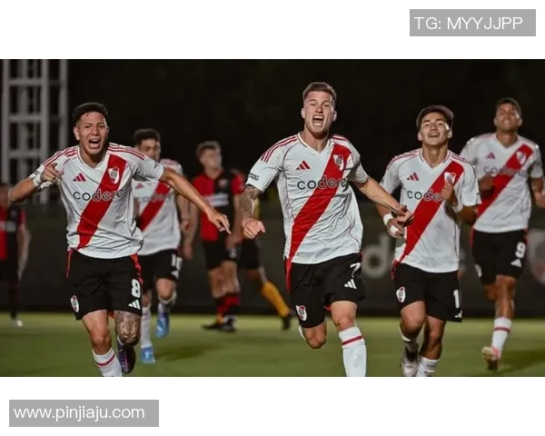 河床与巴塞罗那世俱杯的巅峰对决历史回顾与精彩瞬间分析