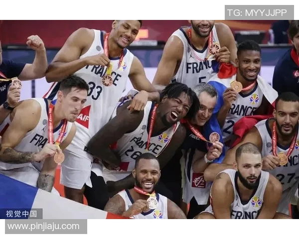 印尼男篮与泰国男篮激战正酣谁将赢得东南亚篮球荣耀