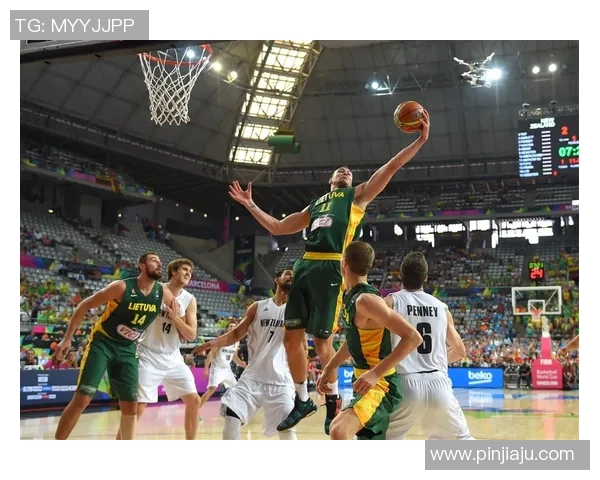 红队勇战立陶宛期待精彩对决展现篮球魅力与团队精神