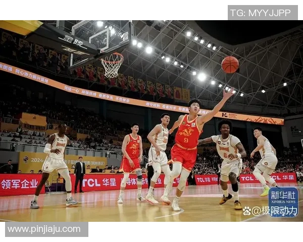 CBA激战辽宁对决山西球迷热情高涨期待精彩赛事